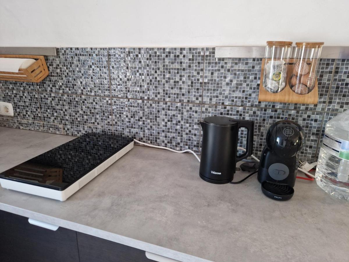 Casa De La Familia - Appartement Baza Esterno foto