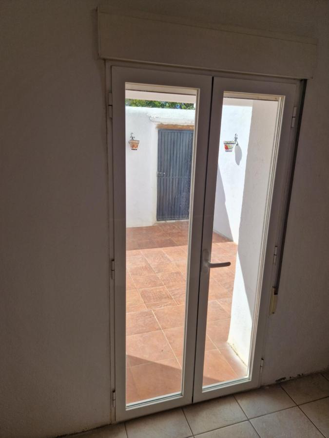 Casa De La Familia - Appartement Baza Esterno foto